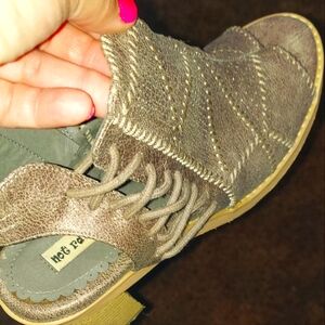 9.5  Women's Brown Ankle Boots